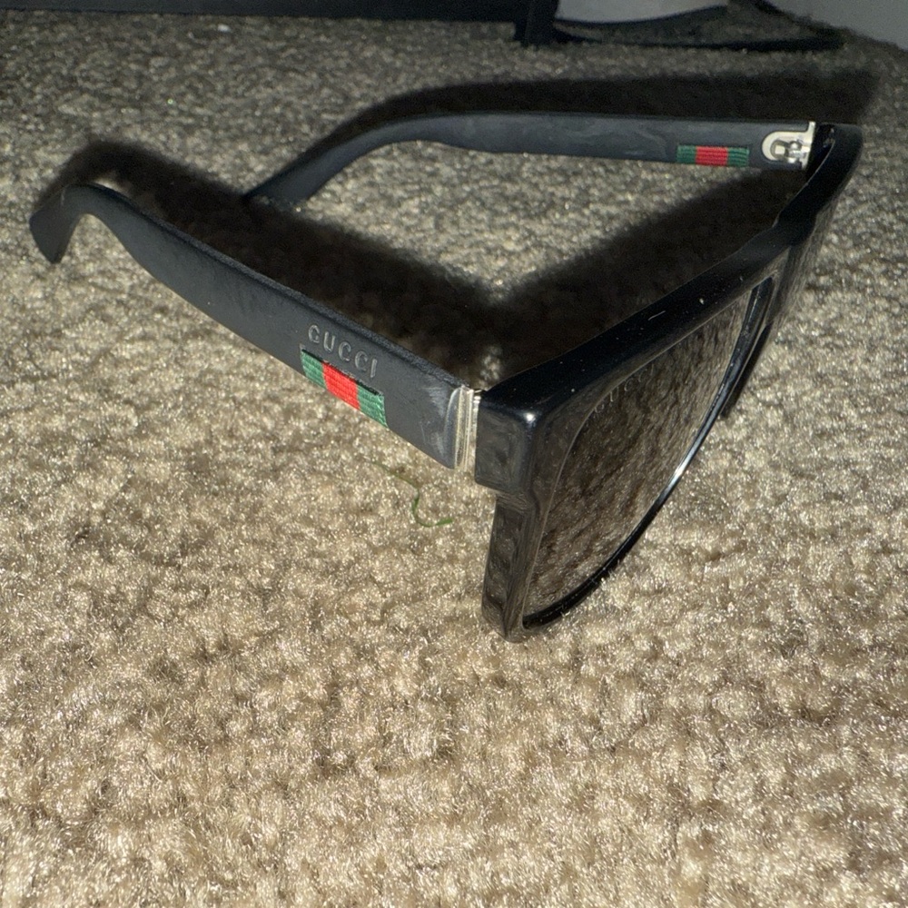Gucci glasses